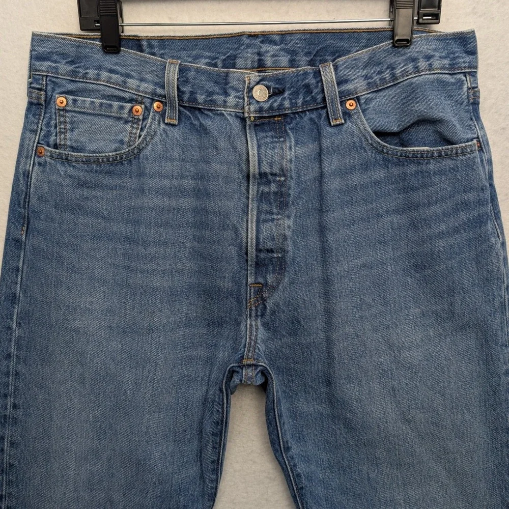 Levis 501 Original Fit Jeans Mens 36x30 Blue Medium Wash Straight Leg‎ Denim